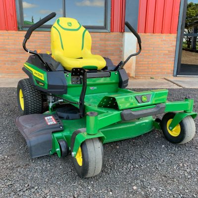 John Deere Z320M