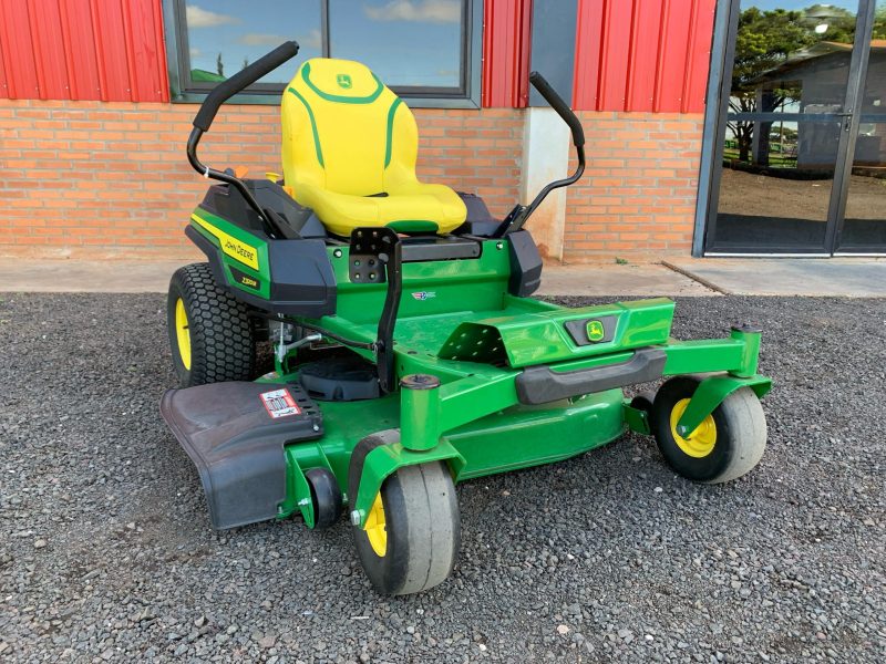 John Deere Z320M