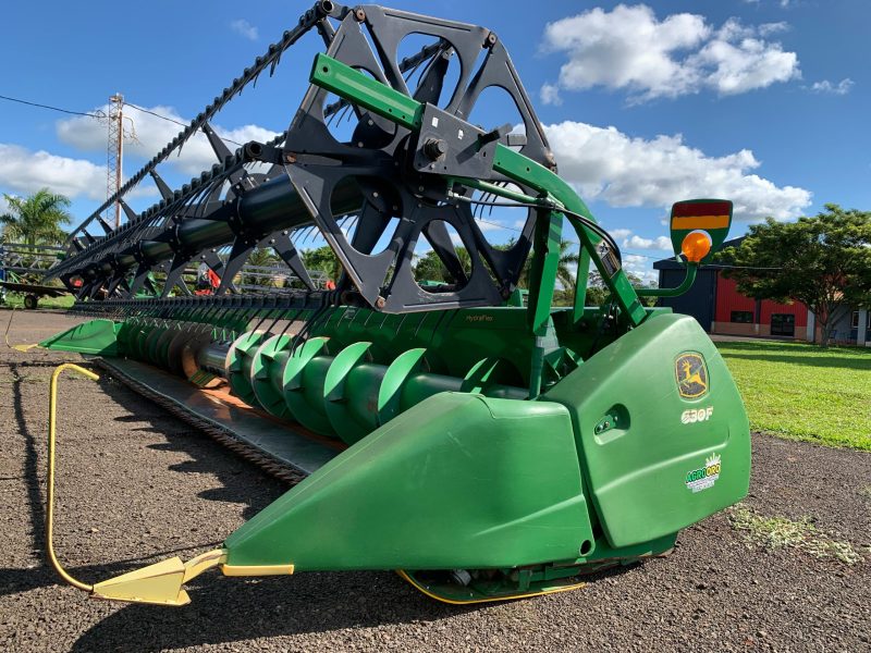 John Deere 630F
