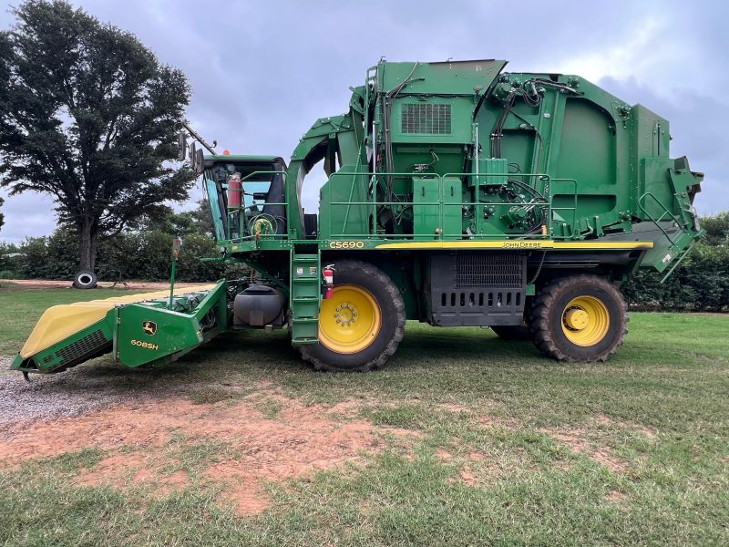 John Deere CS 690