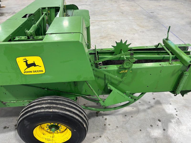 John Deere 336 - Imagen 4