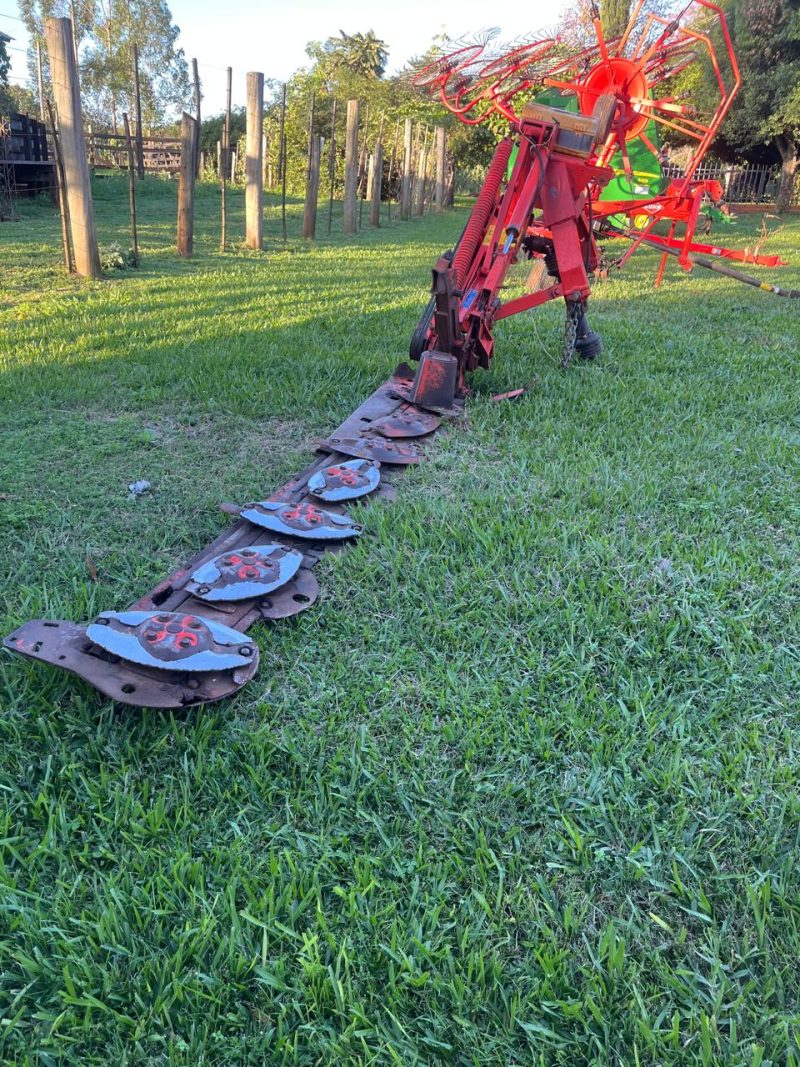 Equipo para hacer Fardos: Tractor, Enfardadora, Segadora, Henificadora, Rastrillo - Imagen 17