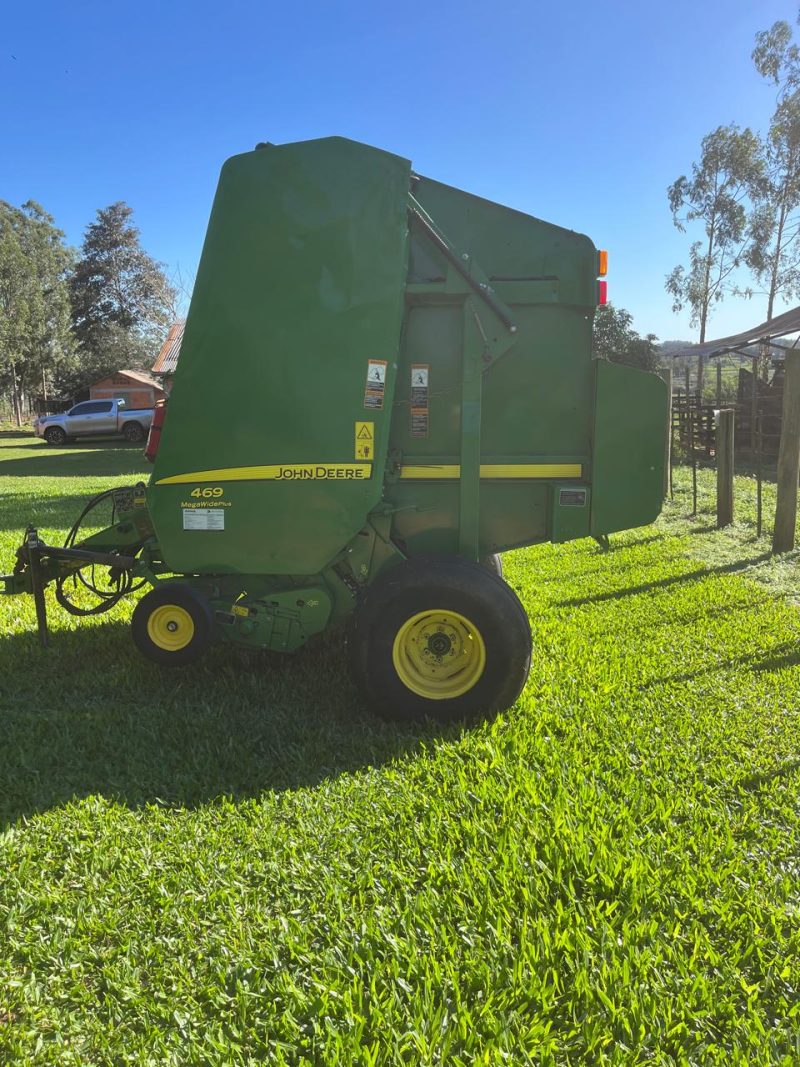 Equipo para hacer Fardos: Tractor, Enfardadora, Segadora, Henificadora, Rastrillo - Imagen 10