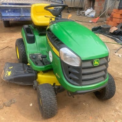 John Deere E110