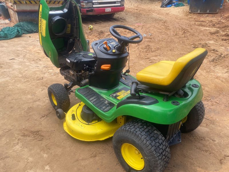 John Deere E110 - Imagen 5
