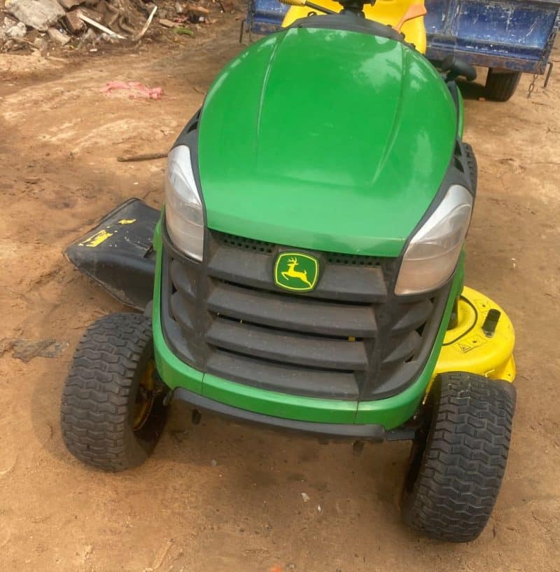 John Deere E110 - Imagen 3