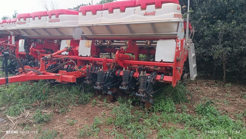 Tractor New Holland T7060 con Plantadora - Imagen 9