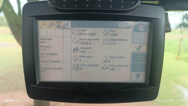 Tractor New Holland T7060 con Plantadora - Imagen 6
